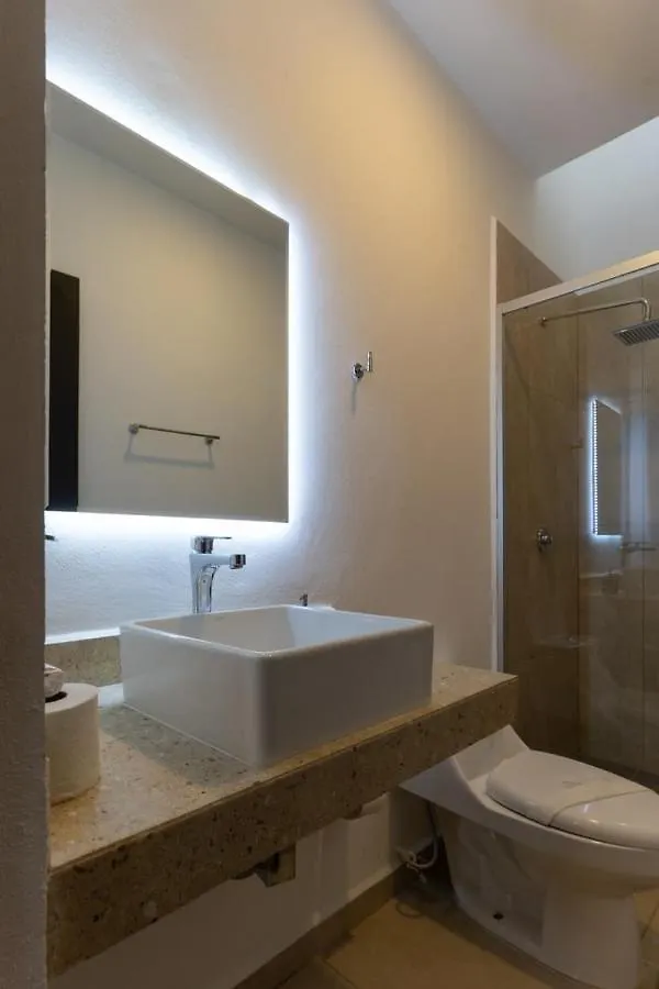 3Br Modern House Located In Downtown'S Heart Villa Cancun Mexico